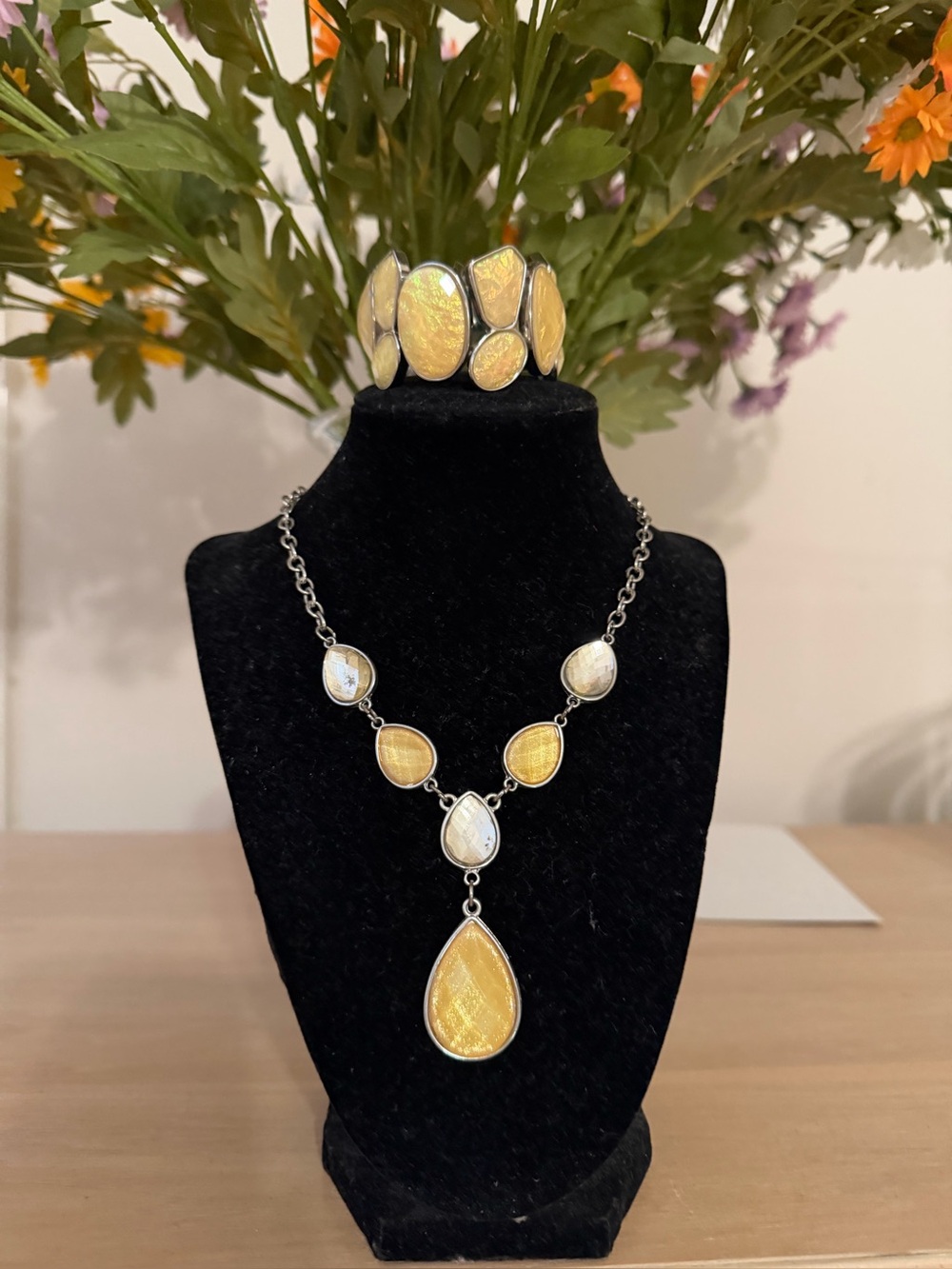 Chico’s Gold-Tone Teardrop Pendant Necklace and Cuff Bracelet Set